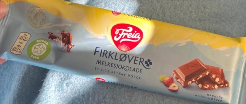 Фото - Firkløver Milk chocolate with hazelnuts Freia