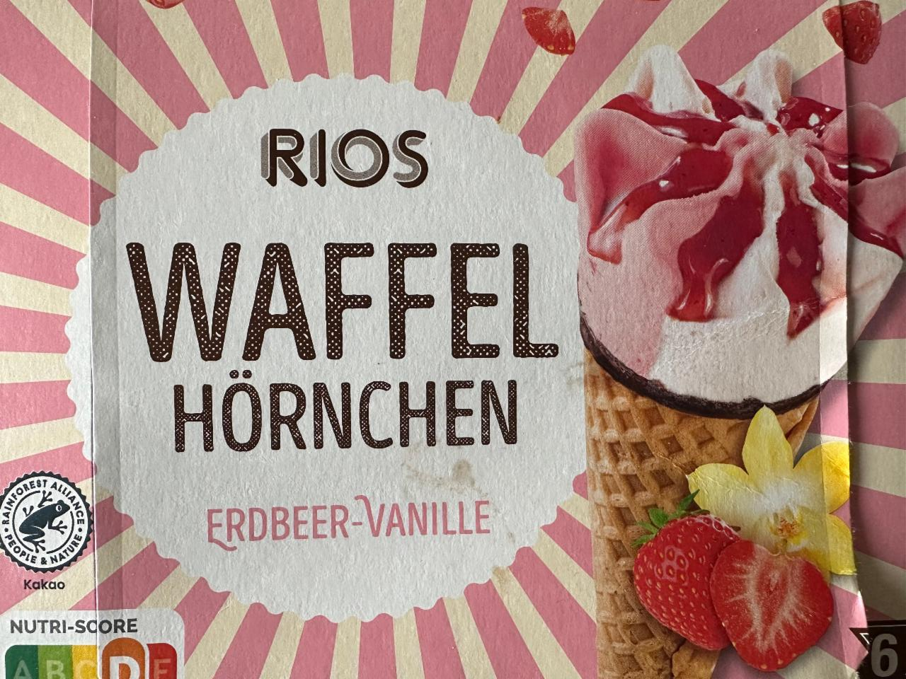 Фото - Waffel Hörnchen Erdbeer-Vanille Rios