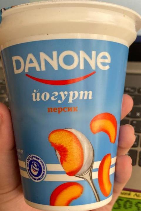 Фото - Йогурт персик Danone