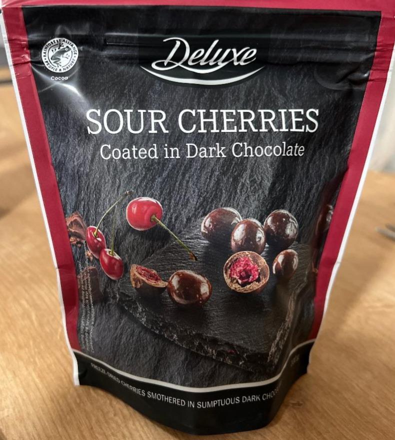 Фото - Sour cherries coated in dark chocolate Deluxe