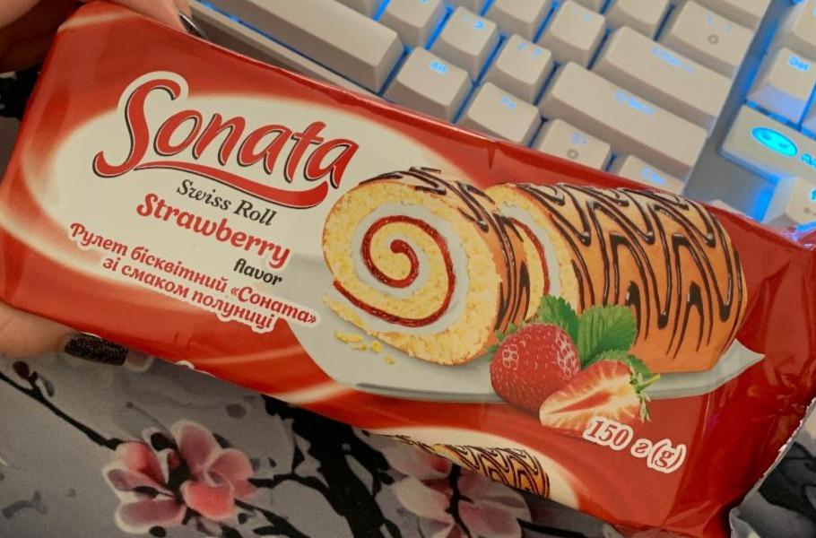 Фото - Рулет бисквитный Сонатасо вкусом клубники Sonata Swiss Roll Strawberry flavor KBF