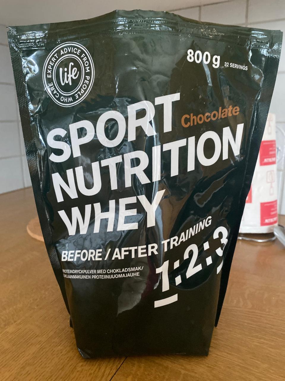 Фото - Sport nutrition whey chocolate Life