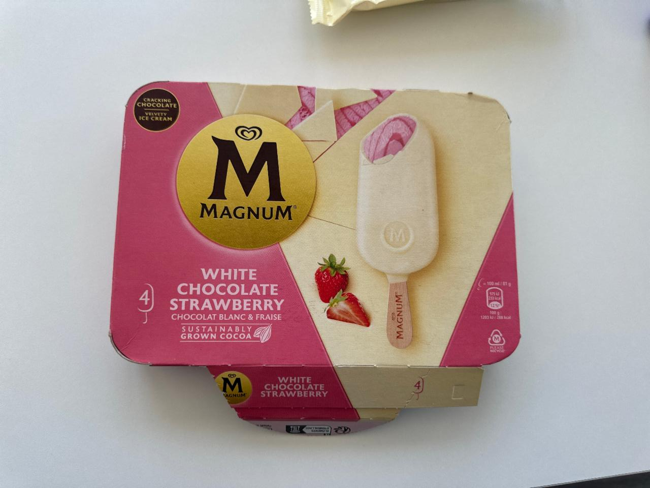 Фото - White chocolate strawberry Magnum