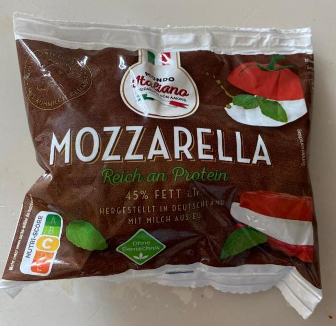 Фото - Mozzarella 45% Mondo Italiano