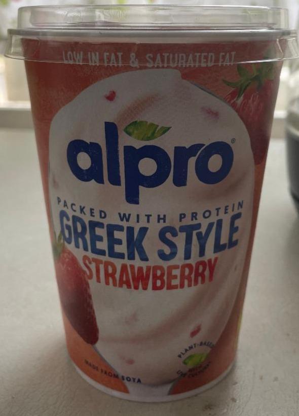 Фото - Greek style strawberry Alpro