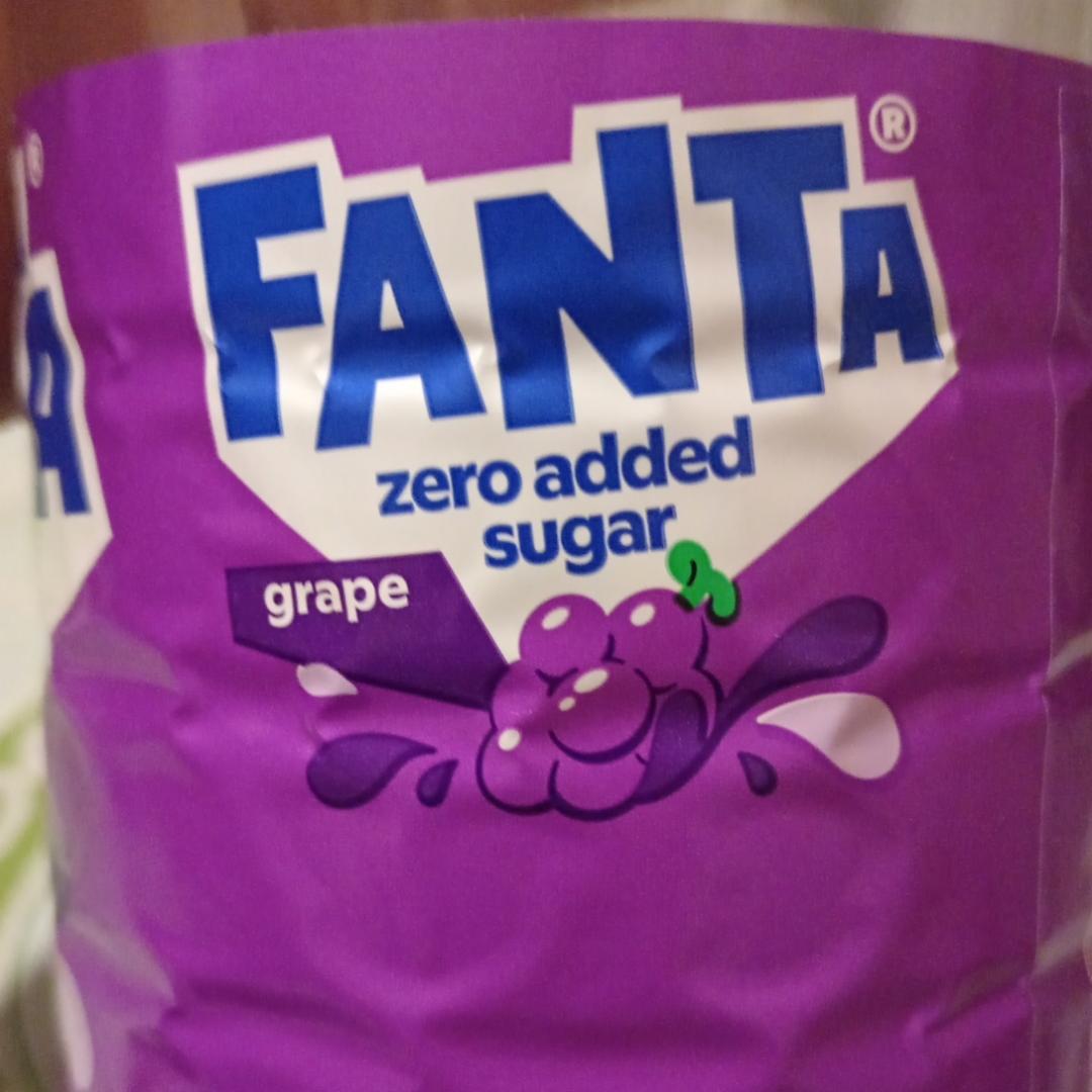 Фото - Напиток безалкогольный сильногазированный Zero added sugar grape Fanta