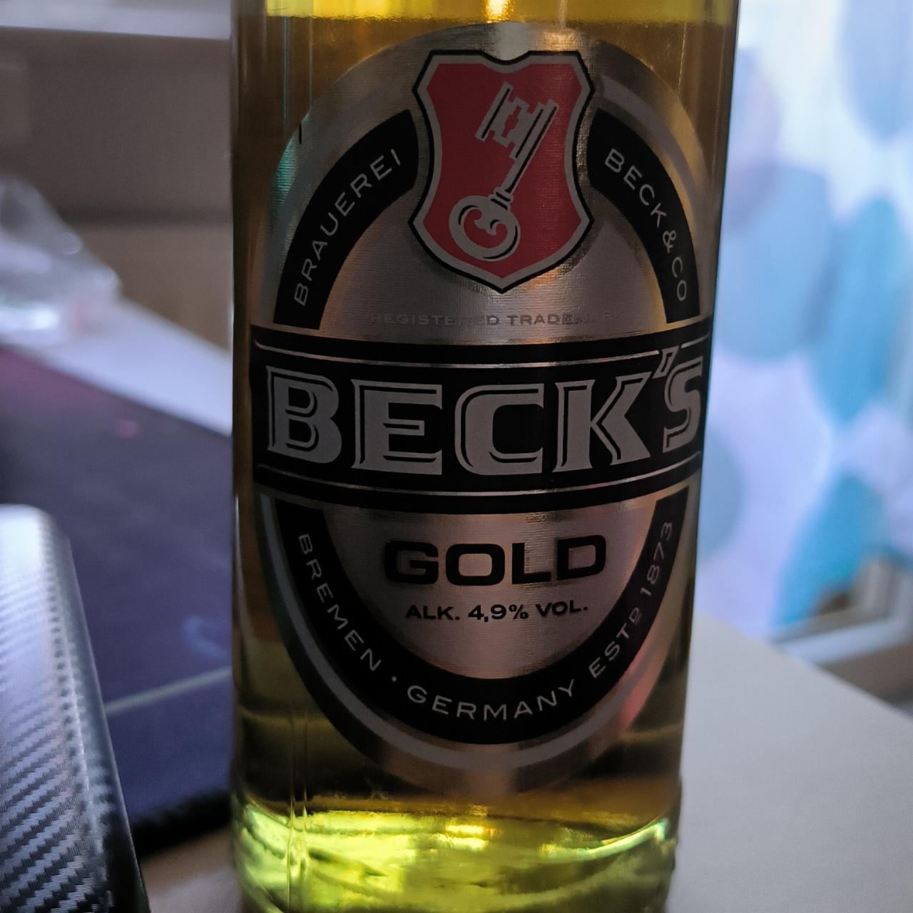 Фото - пиво Beer 4.9% Becks