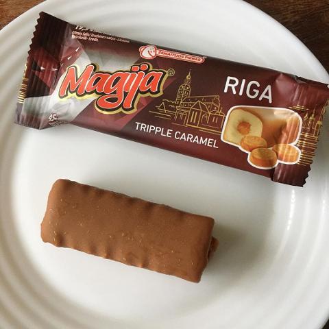 Фото - Riga Magija caramel сырок с печеньем, карамелью