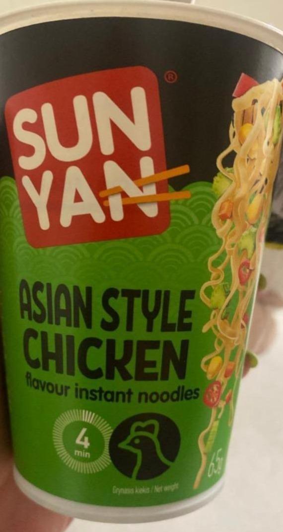 Фото - Asian style chicken flavour instant noodles Sun Yan