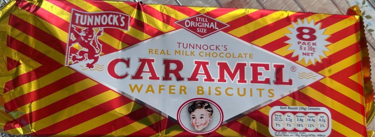 Фото - Real milk chocolate caramel wafer biscuitsTunnock's