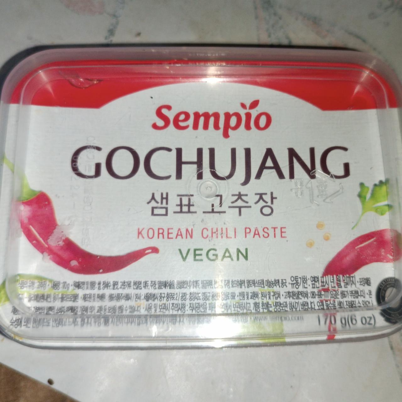 Фото - Gochujang Korean chili paste Sempio