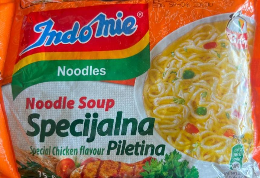 Фото - Instant Noodles Chicken Flavor IndoMie