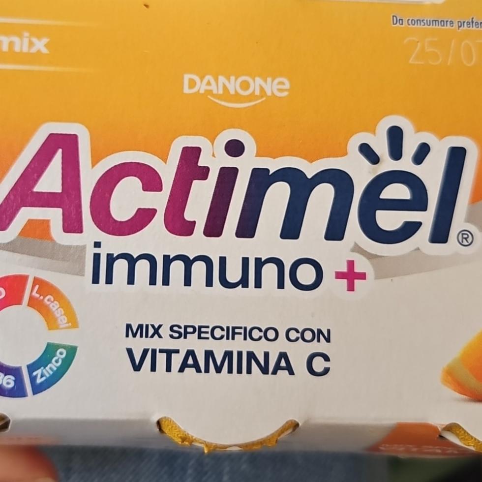 Фото - Actimel immuno+ frutta mix Danone