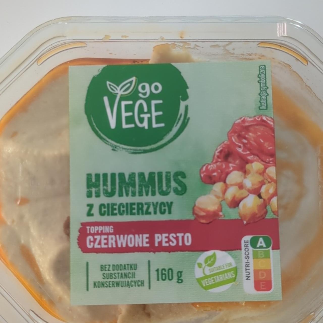 Фото - Hummus z toppingiem Czerwone pesto Go Vege