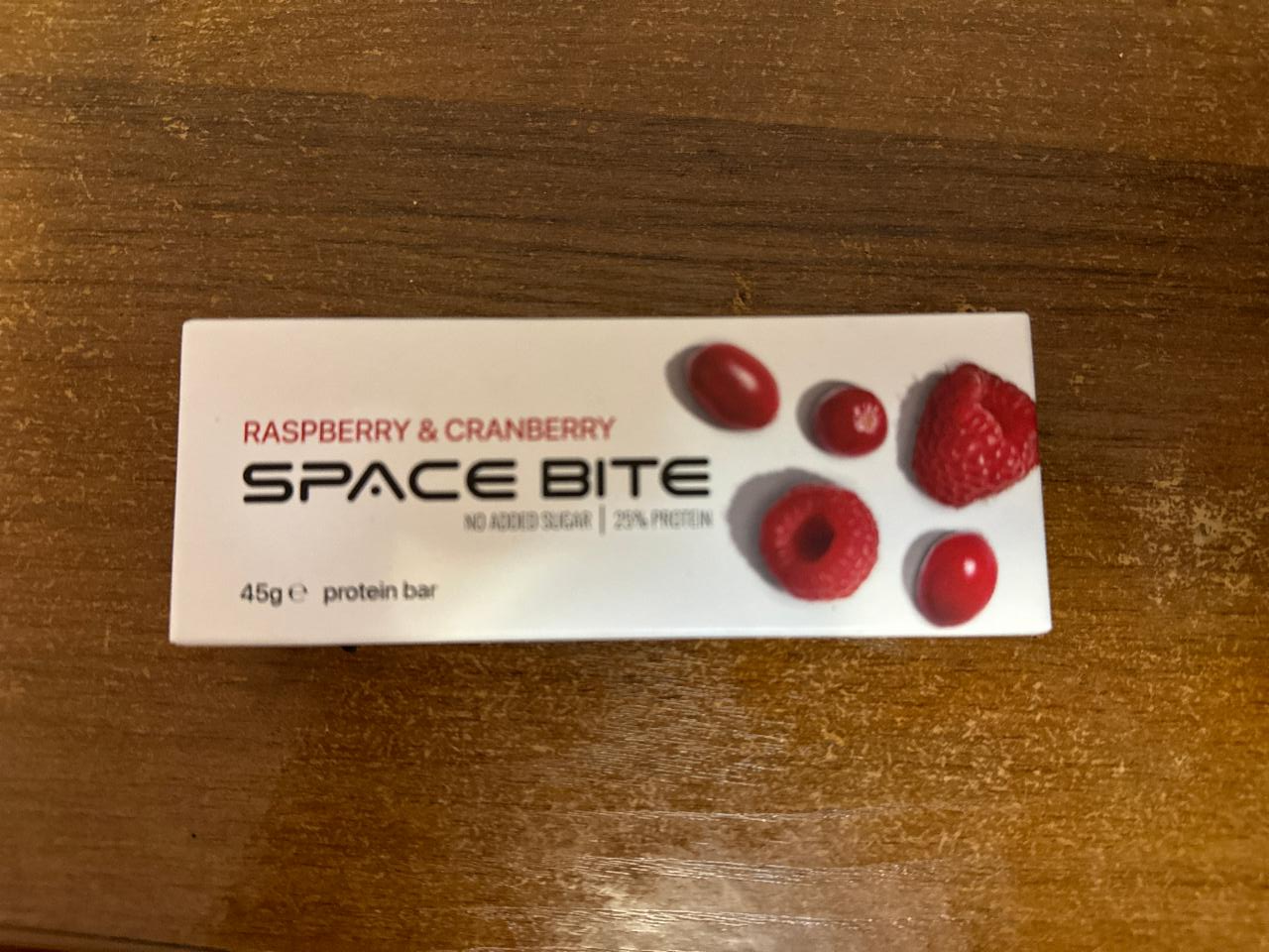 Фото - Батончик протеиновый малина журавлина глазированный raspberry&cranberry Space bite