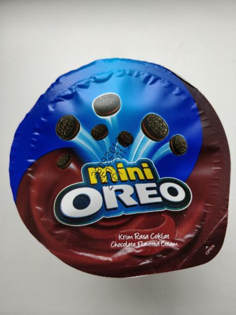 Фото - печенье-сендвич mini орео Chocolate flavored cream с шоколадным кремом Oreo