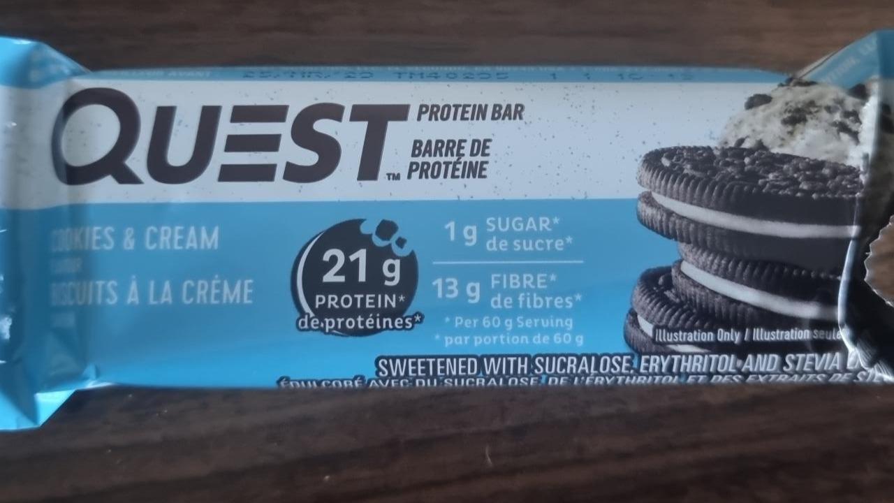 Фото - Печенье протеиновое с кремом Cookies & Cream Protein Bar Quest