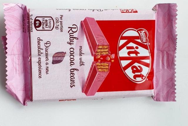 Фото - Kit Kat ruby cocoa beans розовый