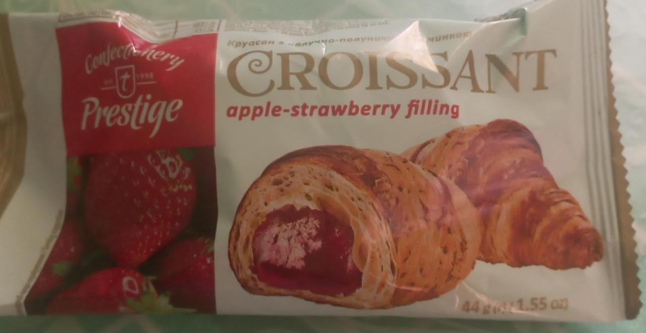 Фото - Croissant apple-strawberry Prestige