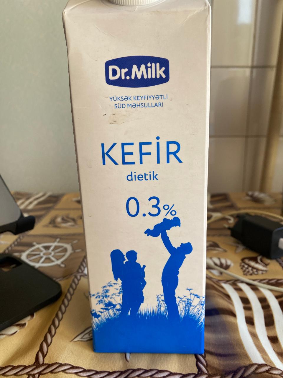 Фото - Кефир 0.3% Dr.Milk