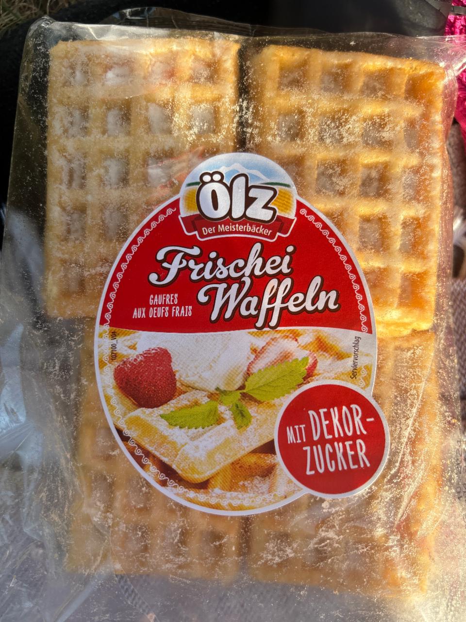 Фото - Frische waffeln mit dekorzucker Ölz Der Meisterbäcker