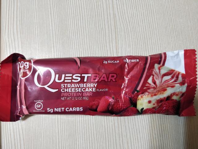 Фото - Protein bar Strawberry cheesecake QuestBar