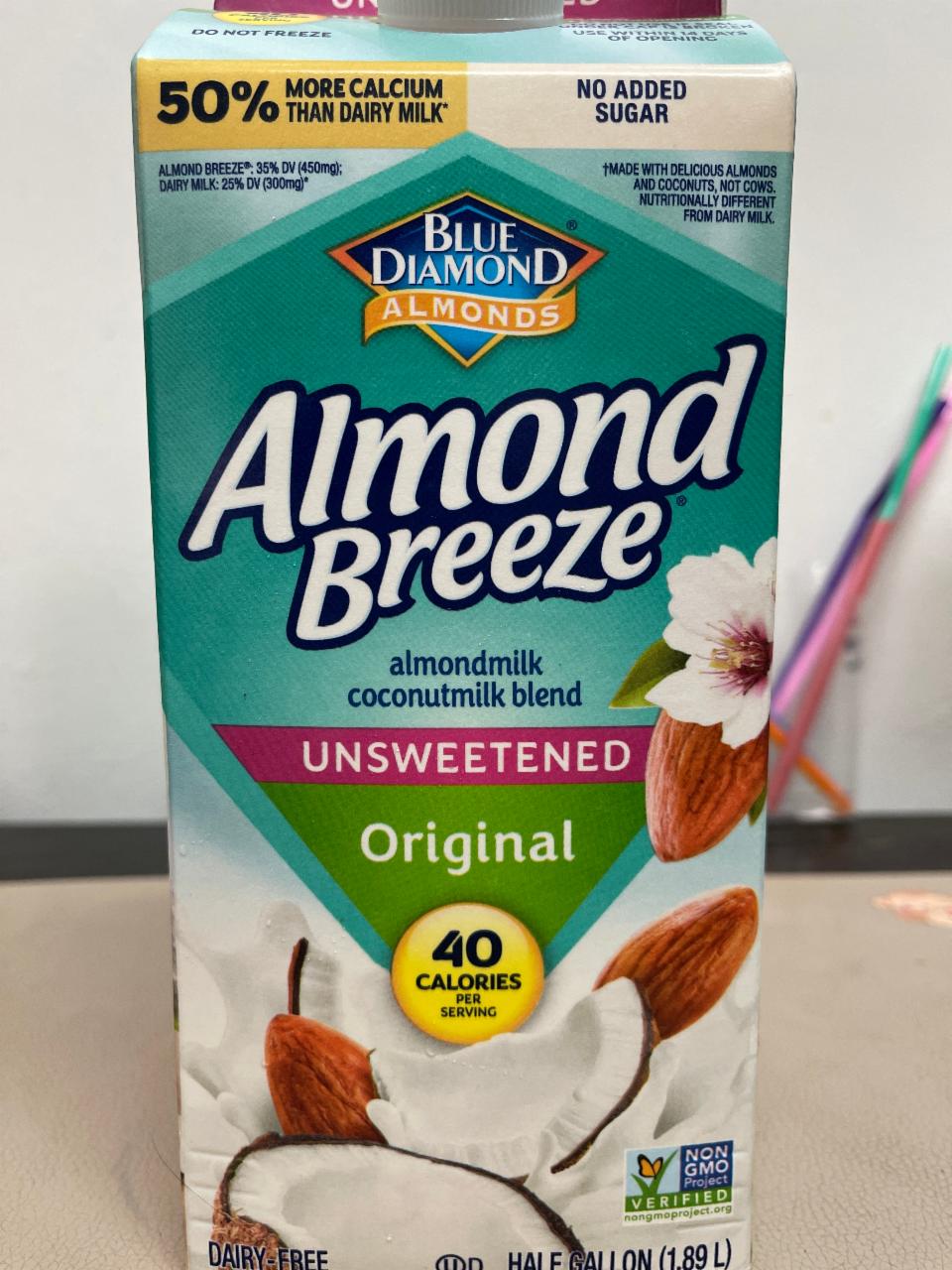 Фото - Almond Breeze unsweetened Blue Diamond